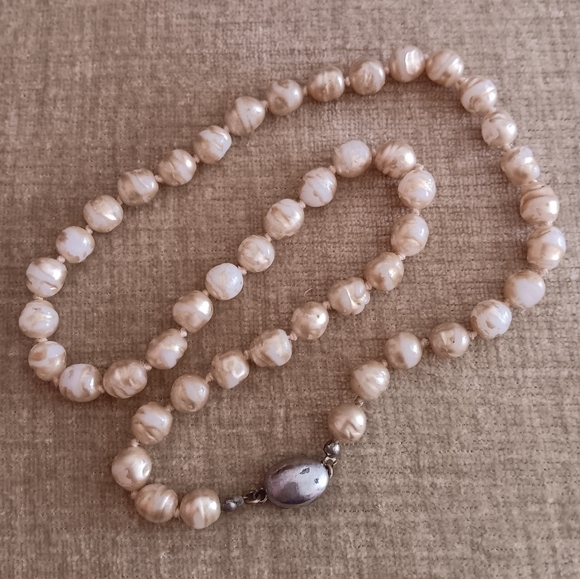 Les Bernard Knotted Faux Pearl Strand Necklace - Picture 1 of 12
